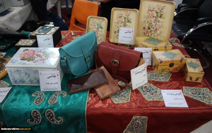 حضور دانشگاه فنی و حرفه ای فارس در نمایشگاه تخصصی آموزش و خدمات و صنایع وابسته
 4