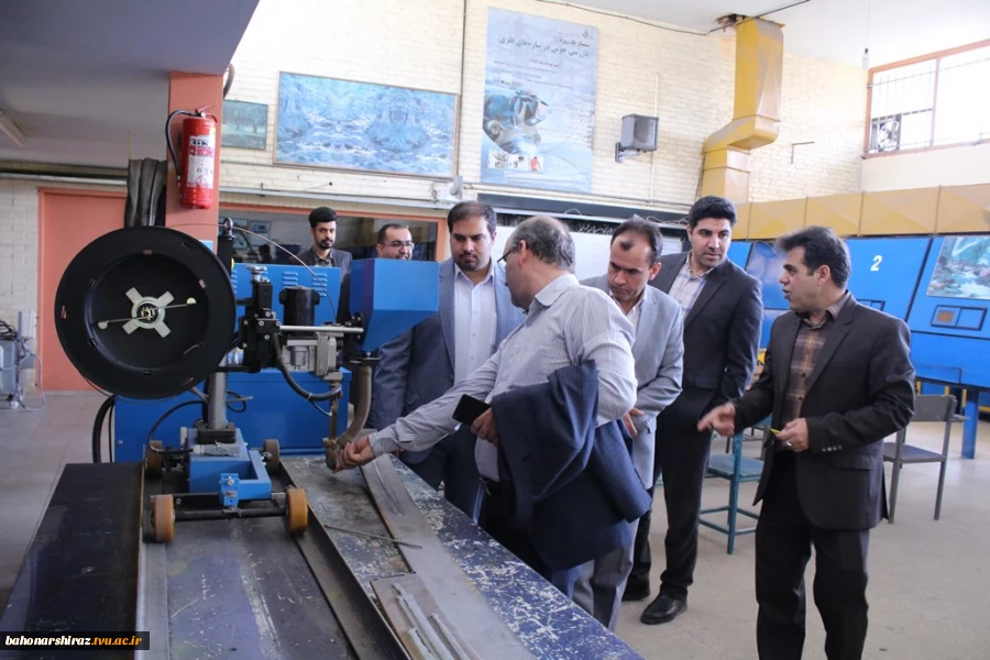 دکتر جامعی رئیس دانشگاه فنی و حرفه ای استان فارس :

دانشگاه فنی و حرفه‌ای فارس و شرکت گاز تفاهم‌نامه همکاری امضاء می‌کنند

 10