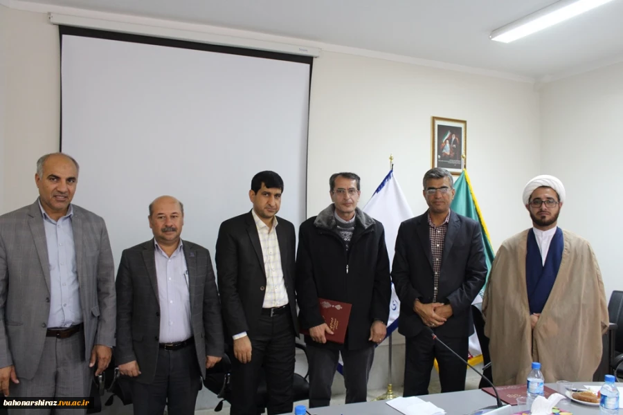 مدیرکل فرهنگی دانشگاه فنی و حرفه ای فعالان فرهنگی و اعضای ستاد اقامه نماز دانشگاه فنی و حرفه ای  فارس تجلیل کرد+ تصاویر 4